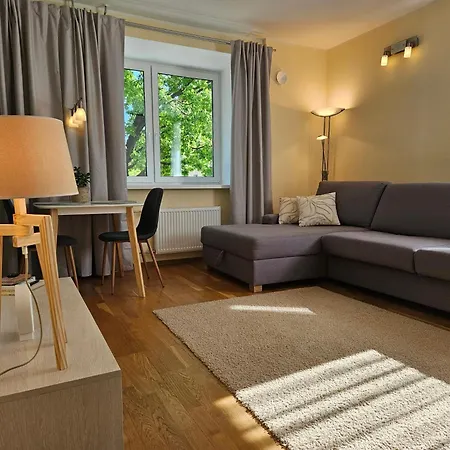 Bright Studio, Free Parking, Ltd Avail *