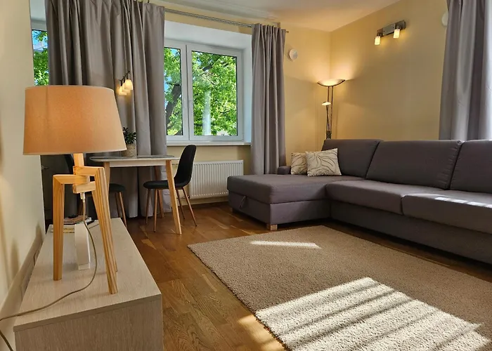 Bright Studio, Free Parking, Ltd Avail *